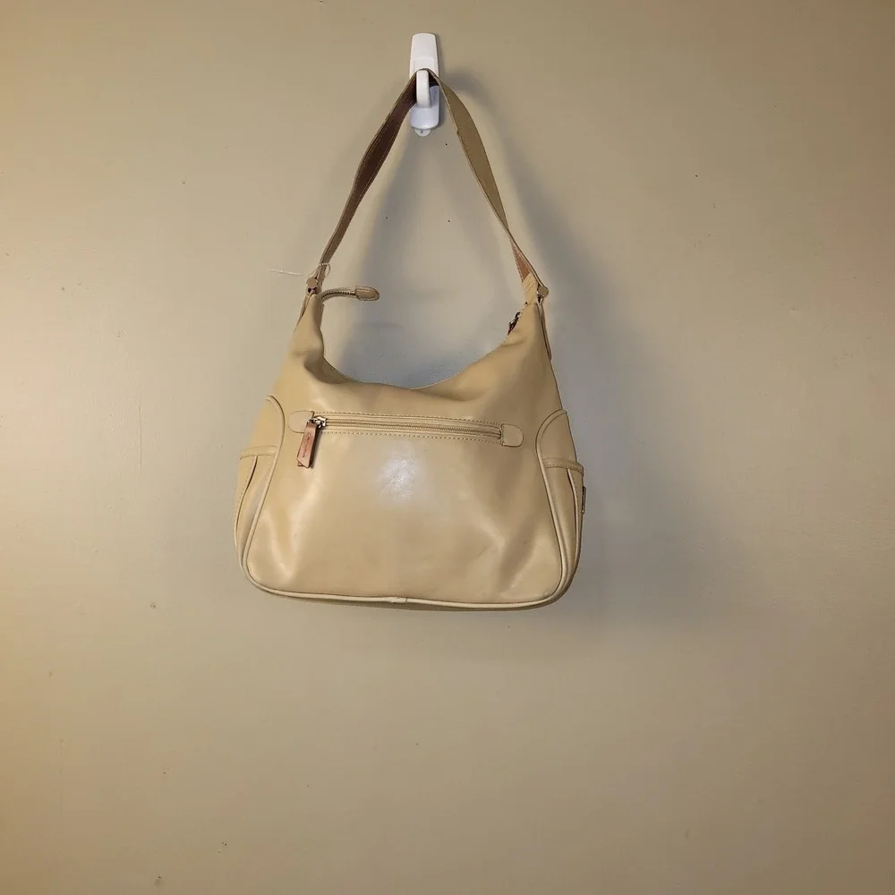 Liz‎ Claiborne Beige Shoulder Bag Faux Leather Minimalist Classic Hobo Pocket